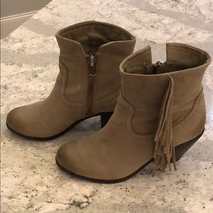 Sam Edelman Tan fringe booties